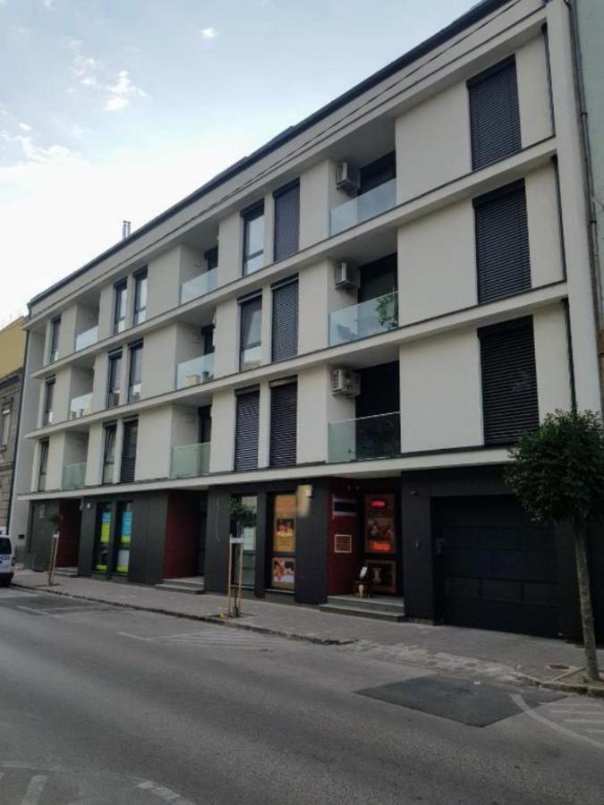 Atkacs Home Győr Exteriör bild