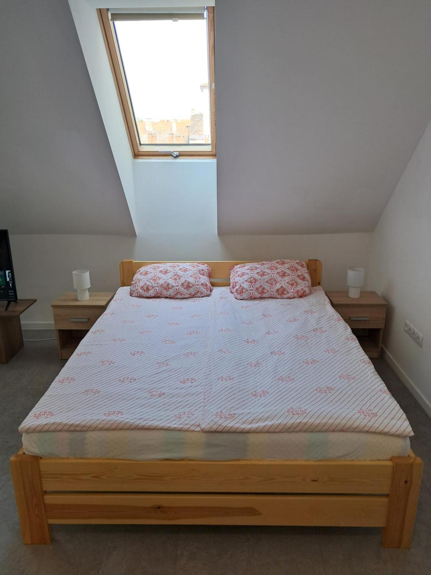 Atkacs Home Győr Exteriör bild